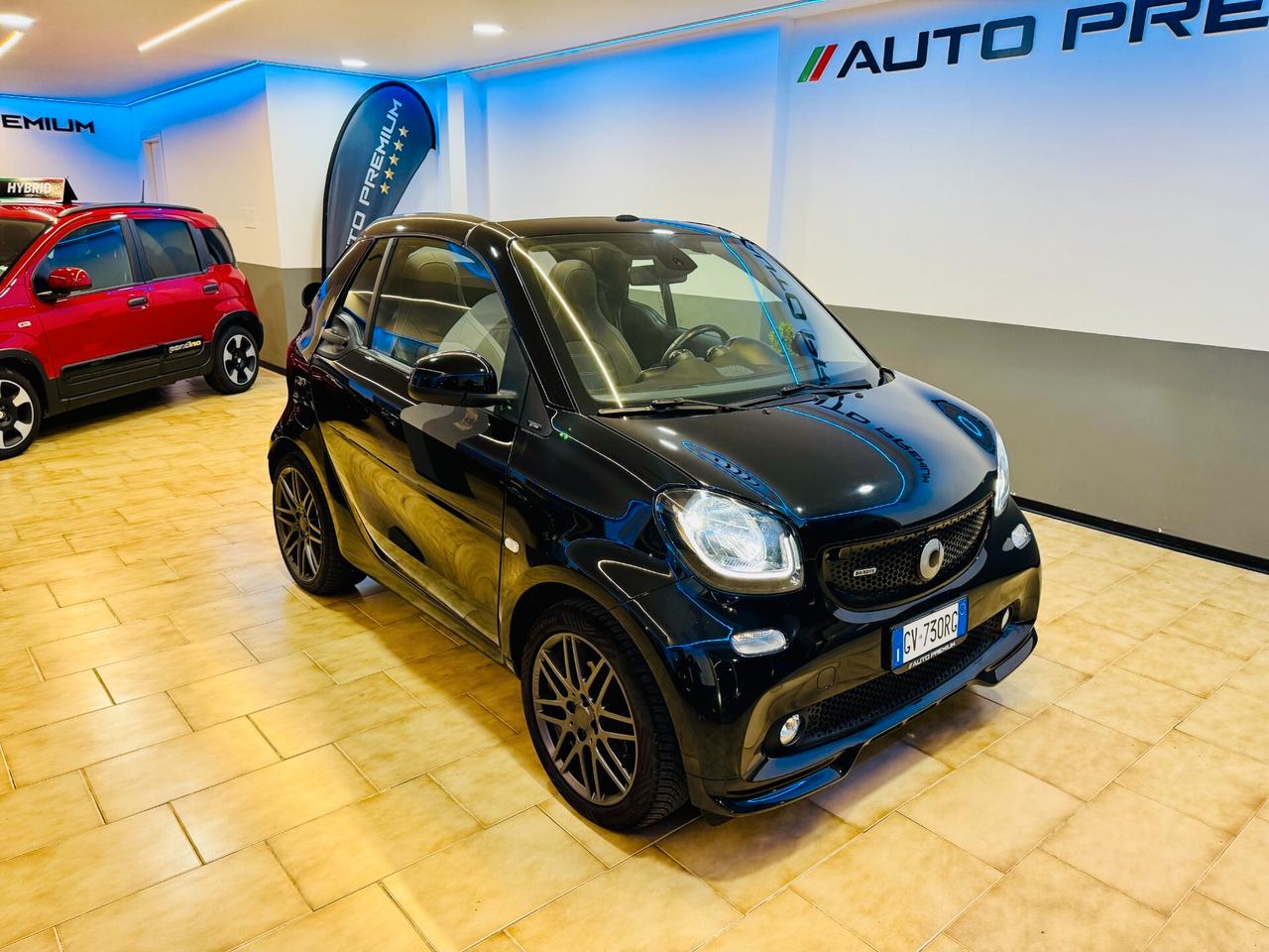 Smart ForTwo 90CV Brabus 0.9 Cabrio Autom / RetroCam Touch