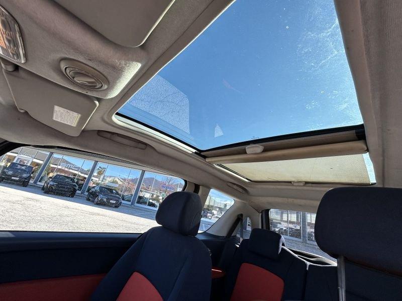 Peugeot 1007 1.4 Trendy