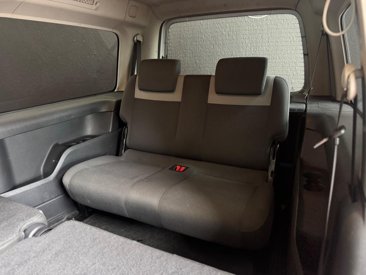 Volkswagen Caddy Maxi 7 posti 1.6 TDI 102 CV DSG 5p. Trendline