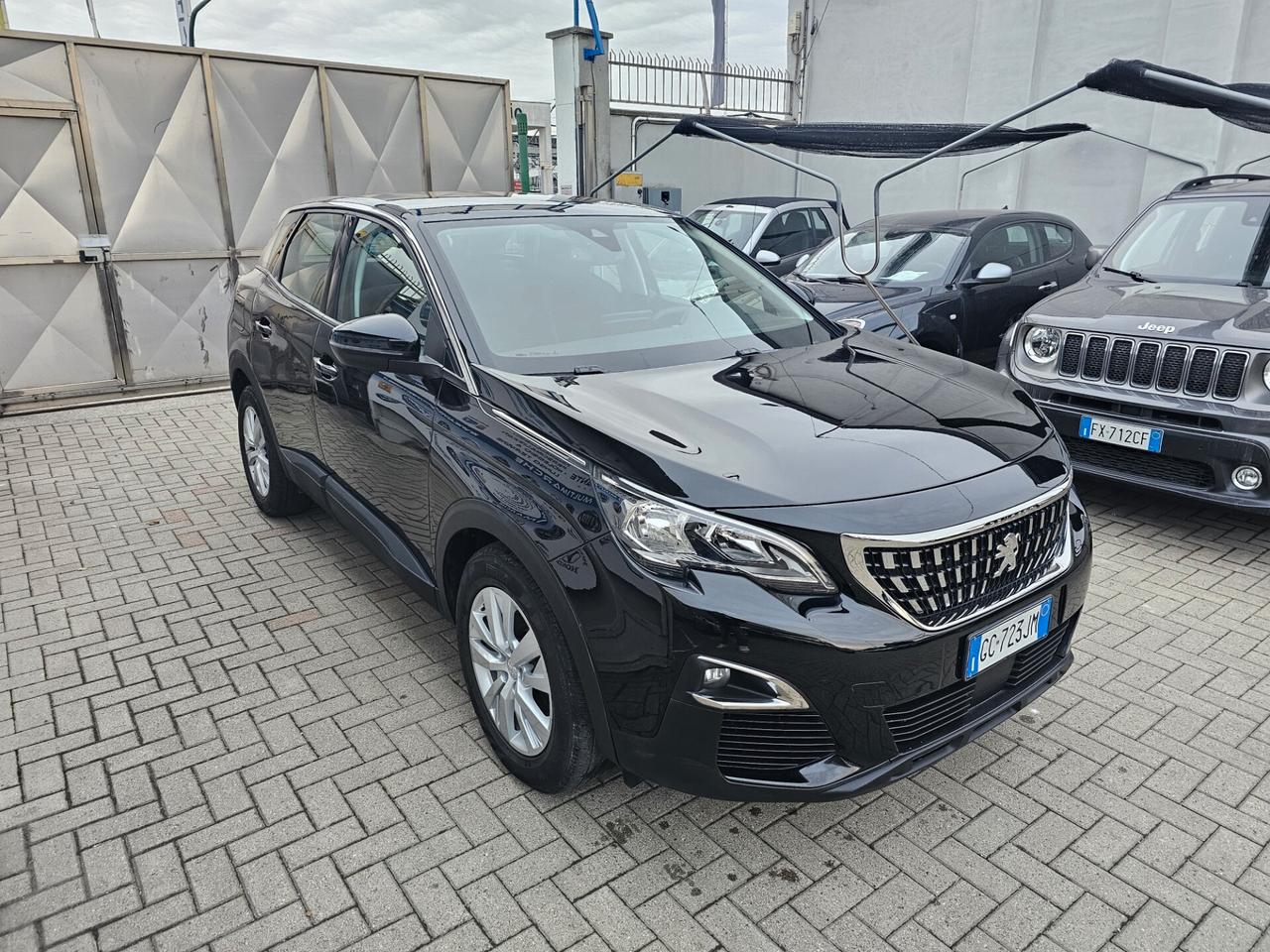 Peugeot 3008 BlueHDi 130 S&S Business