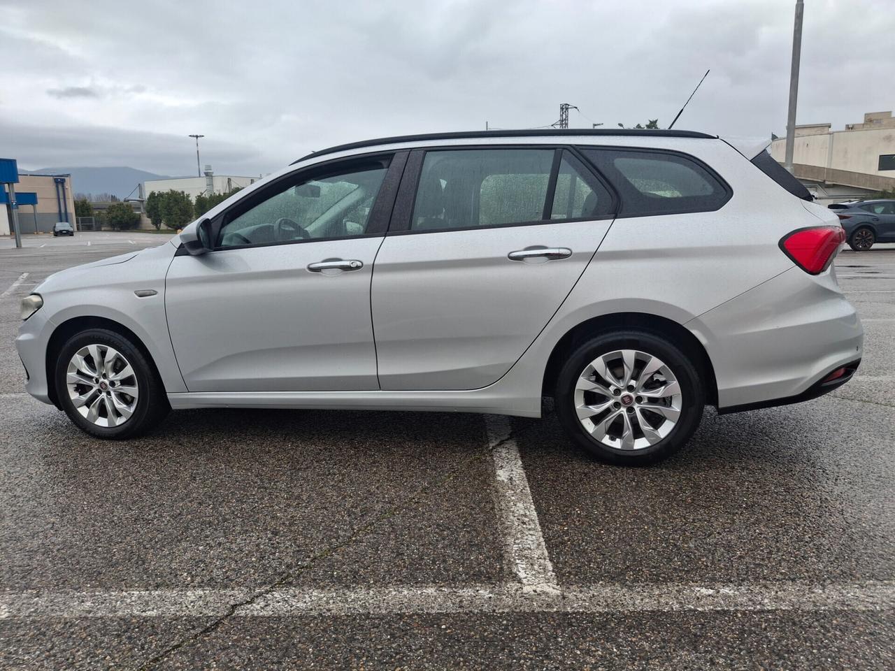 Fiat Tipo 1.4 T-Jet 120CV GPL SW Lounge-EURO 6b-