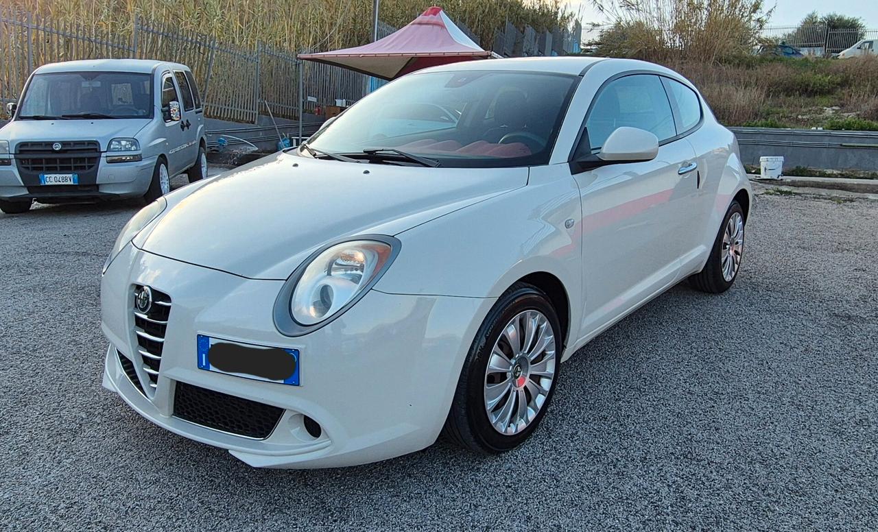 Alfa Romeo MiTo 1.3 JTDm-2 95 CV S&S Distinctive Sport Pack