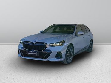 BMW Serie 5 G61 2024 Touring - 520d Touring 48V xdrive MSport Pro auto