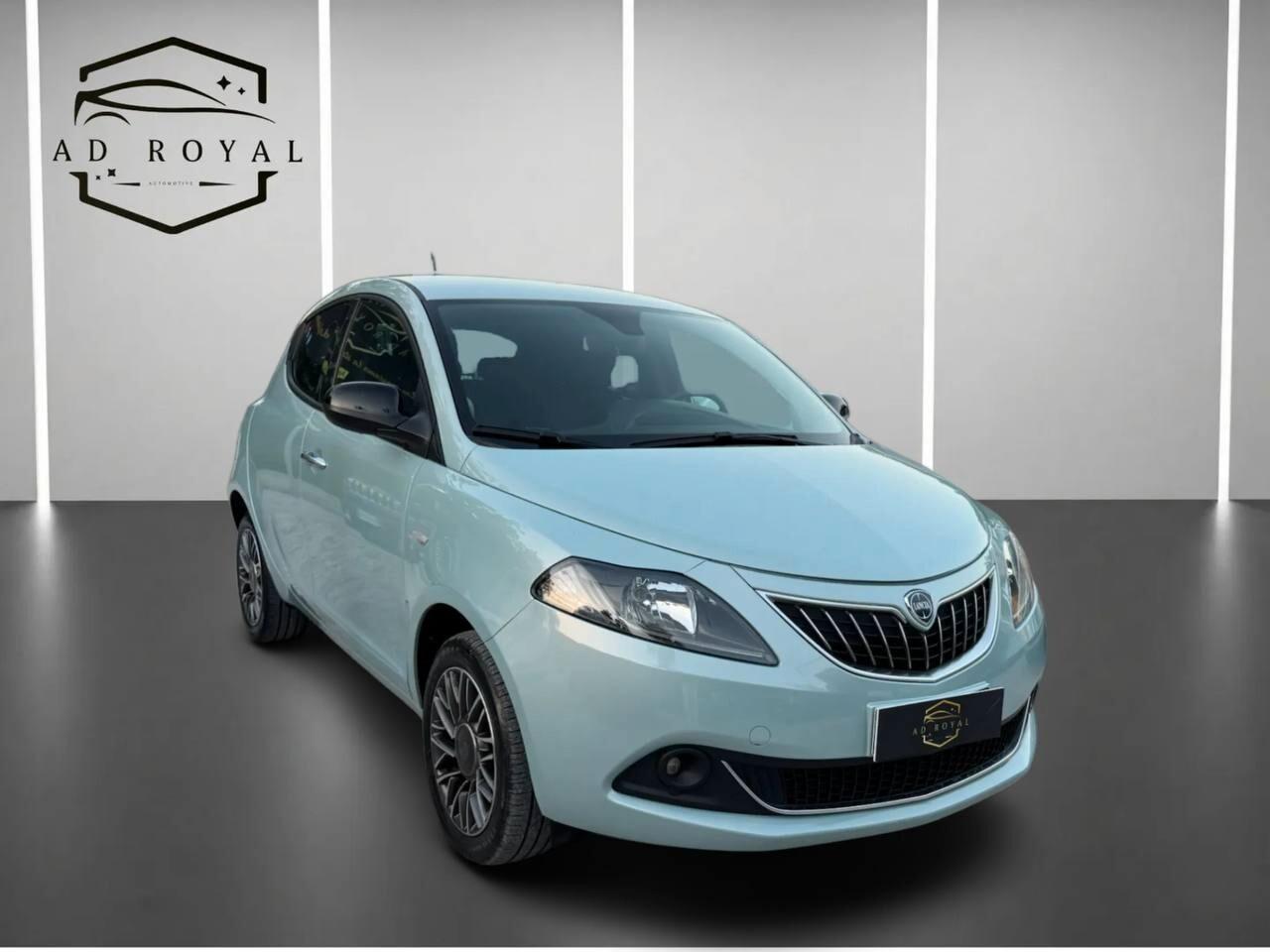 Lancia Ypsilon 1.0 FireFly 5 porte S&S Hybrid Alberta Ferretti 10/2023