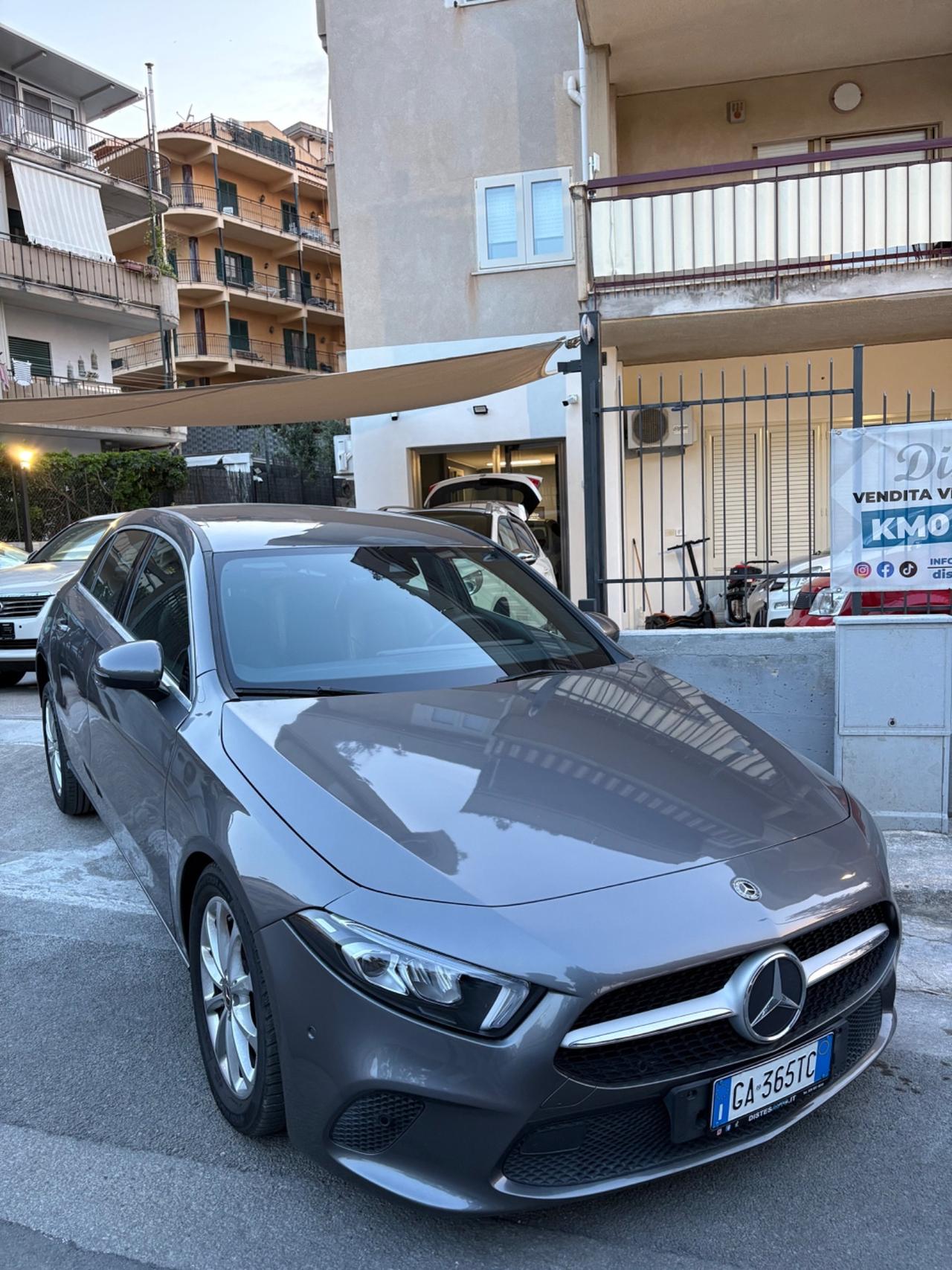 Mercedes classe A 180D Automatic luci ambient