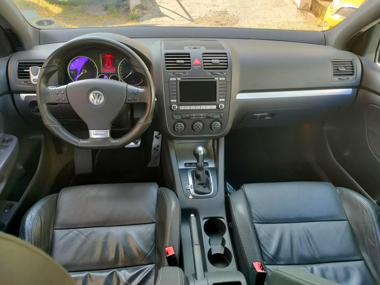 Volkswagen Golf 3.2 VR6 4mot. 5p. DSG R32