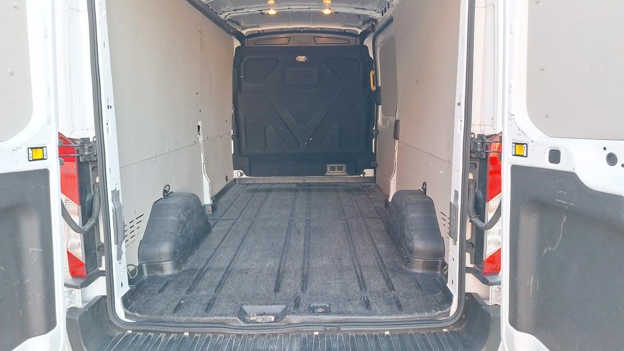 Ford Transit 350 2.0TDCi EcoBlue RWD MHEV 130CV PL-TM Furg. Trend