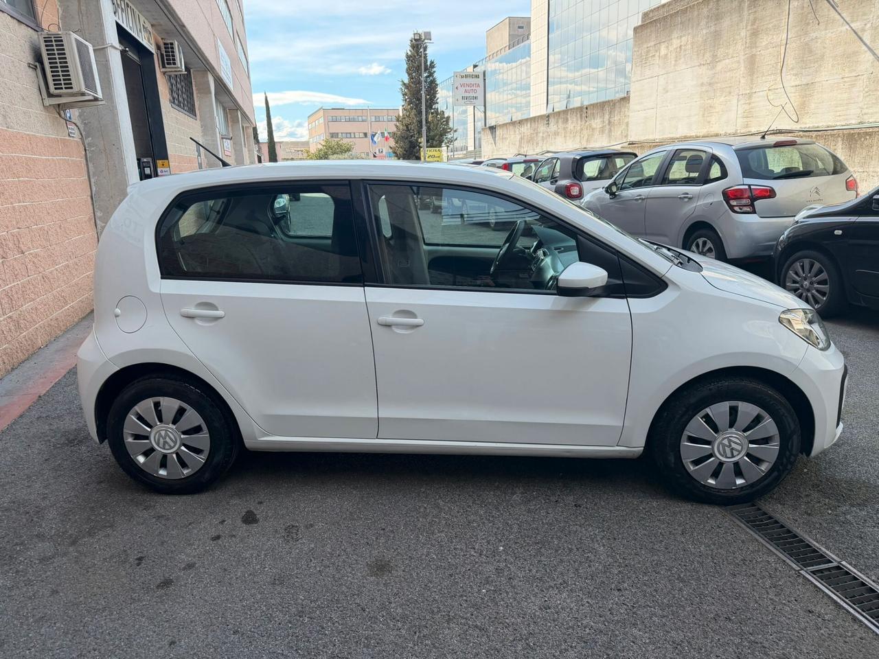 Volkswagen up! 1.0 75 CV 5p. move