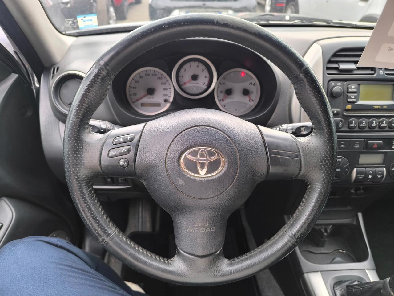 Toyota RAV 4 RAV4.com 2.0 Tdi D-4D cat 5 porte