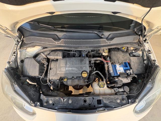 OPEL Adam Rocks 1.4 100 CV CABRIO PER NEOPATENTATI