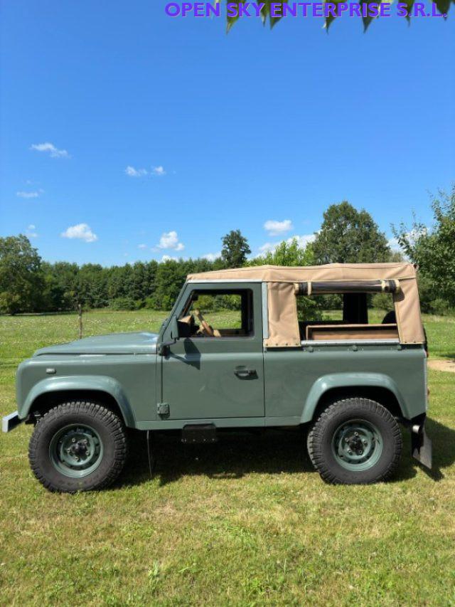 LAND ROVER Defender 90 2.2 TD4 Soft top N1 SAFARI EDITION