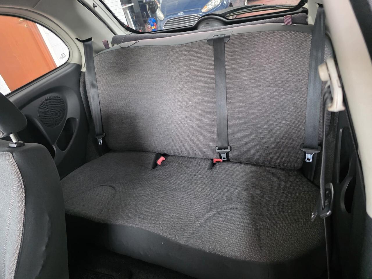 Nissan Micra 1.2 16V 65CV 3 porte Junior NEOPAT