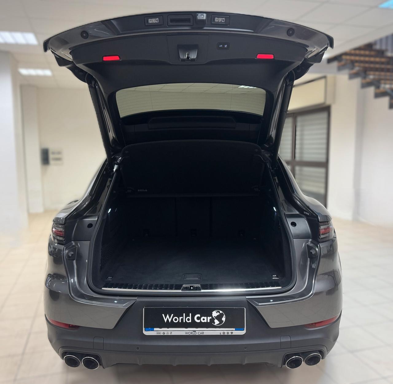 Porsche Cayenne Coupé 3.0 V6 E-Hybrid