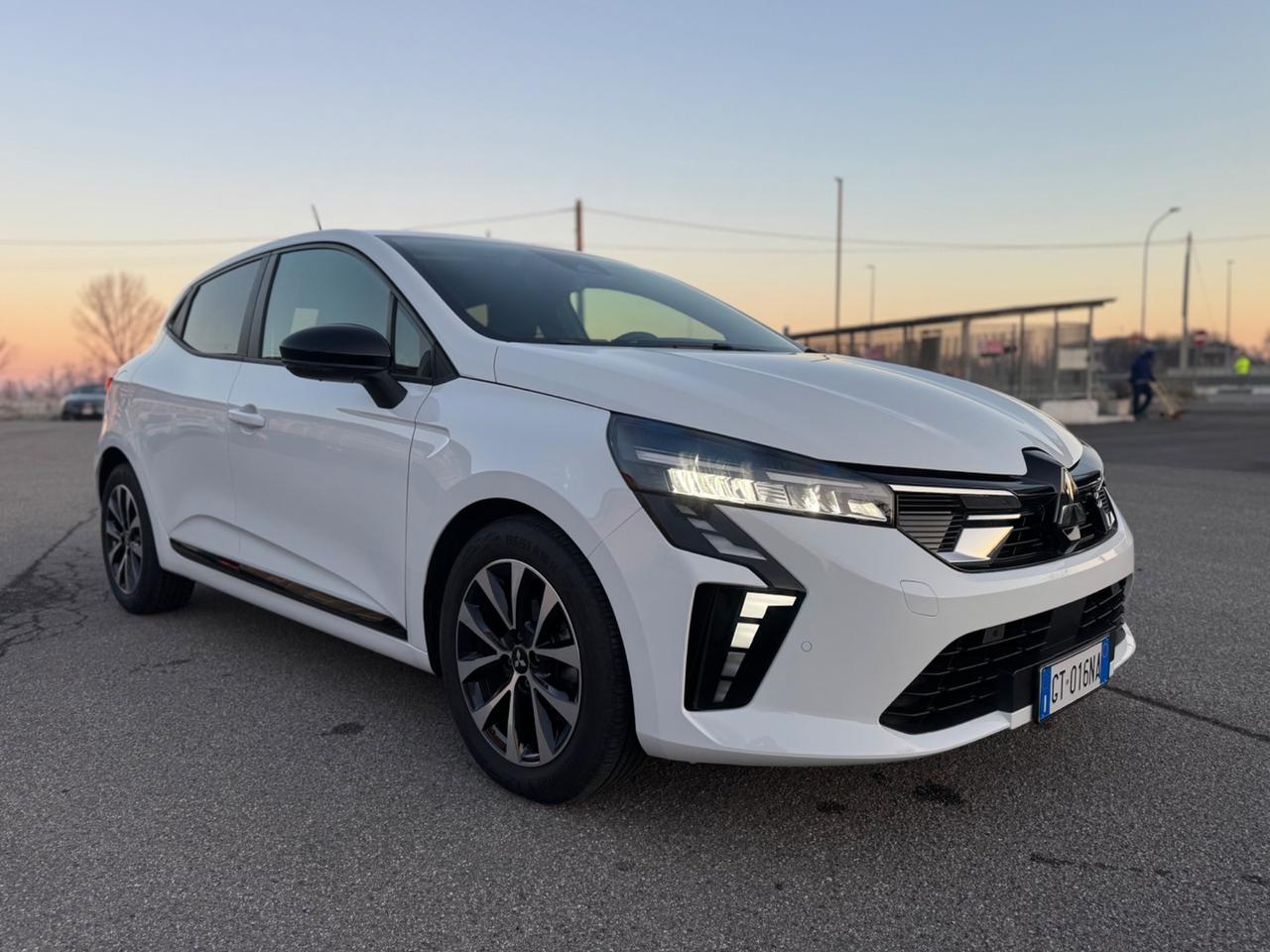 Mitsubishi Colt 1.0L turbo 90 CV Invite