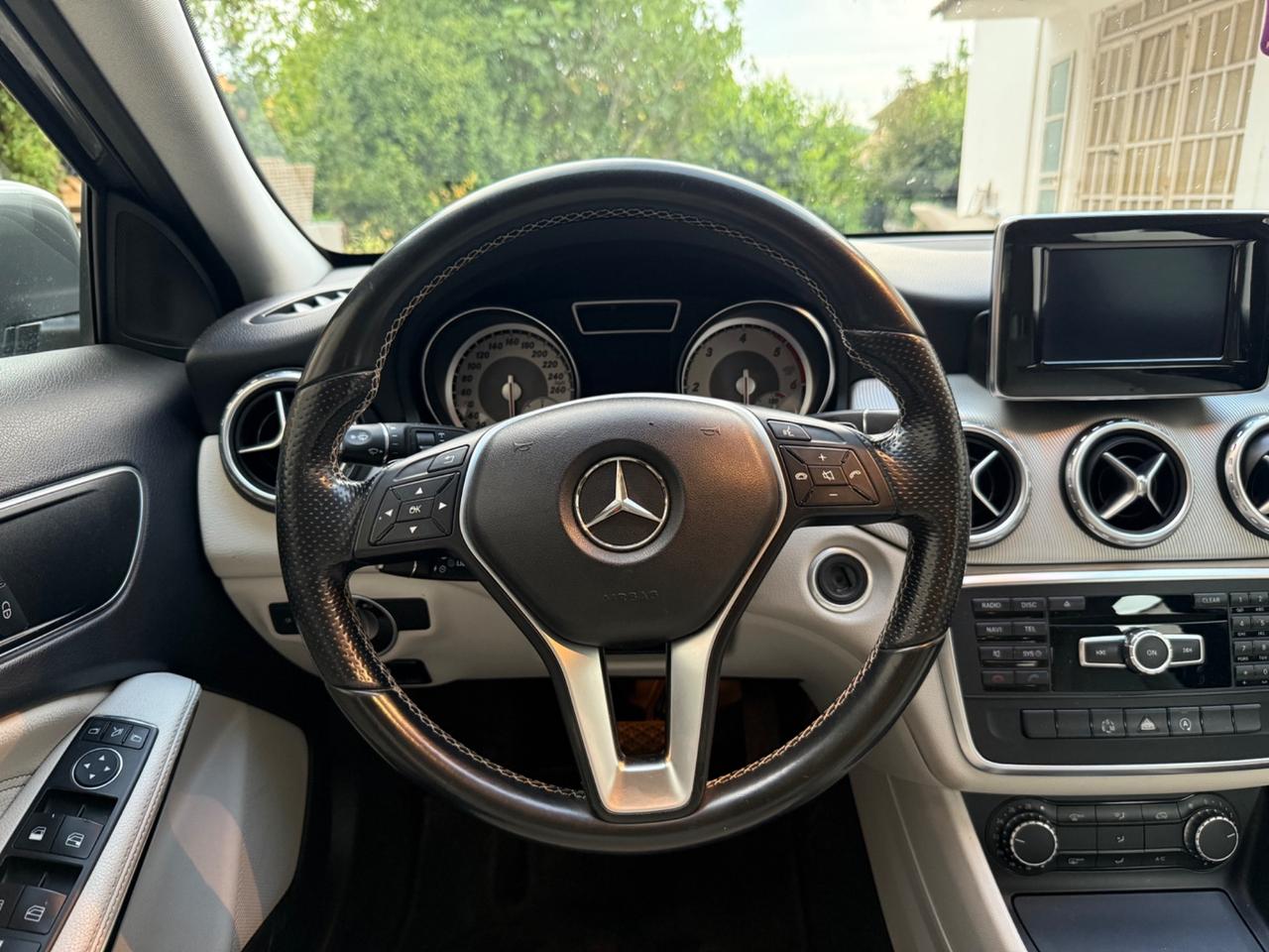 Mercedes-benz GLA 200 GLA 200 CDI Automatic Sport