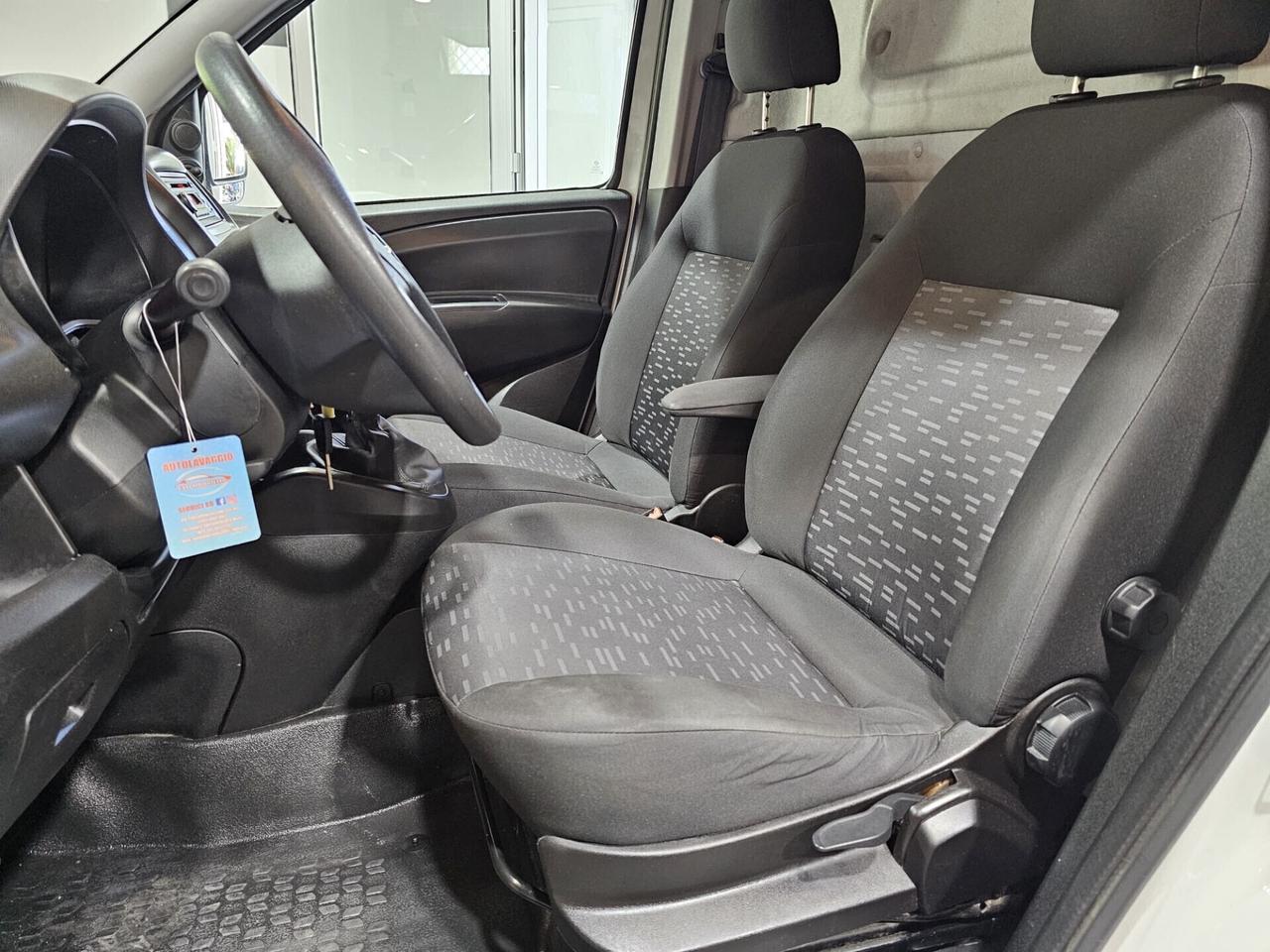 Opel Combo 1.6 CDTi 105CV 2016