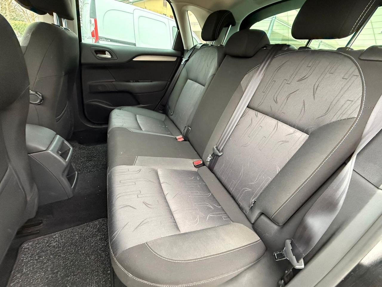 Citroen C4 1.6 vti 120 CV 5P