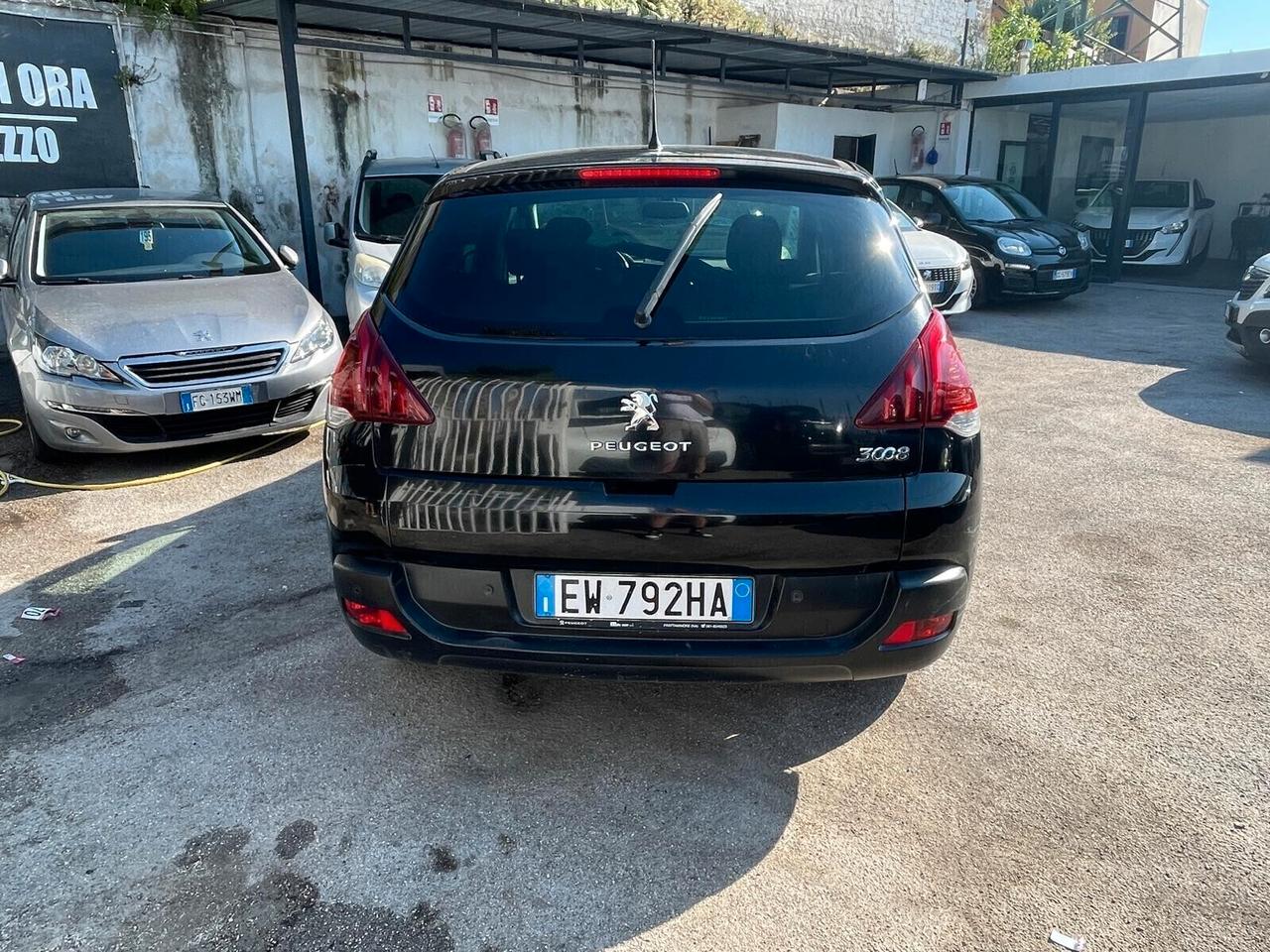 Peugeot 3008 1.6 HDi 115CV Business