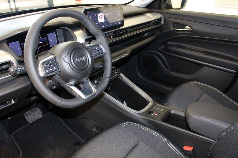 Jeep Avenger 1.2 Turbo MHEV Summit