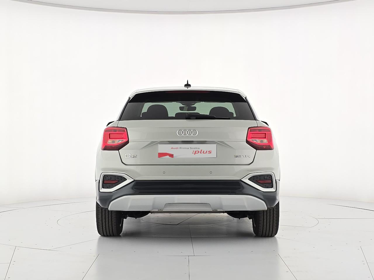 Audi Q2 35 2.0 tdi business advanced s-tronic