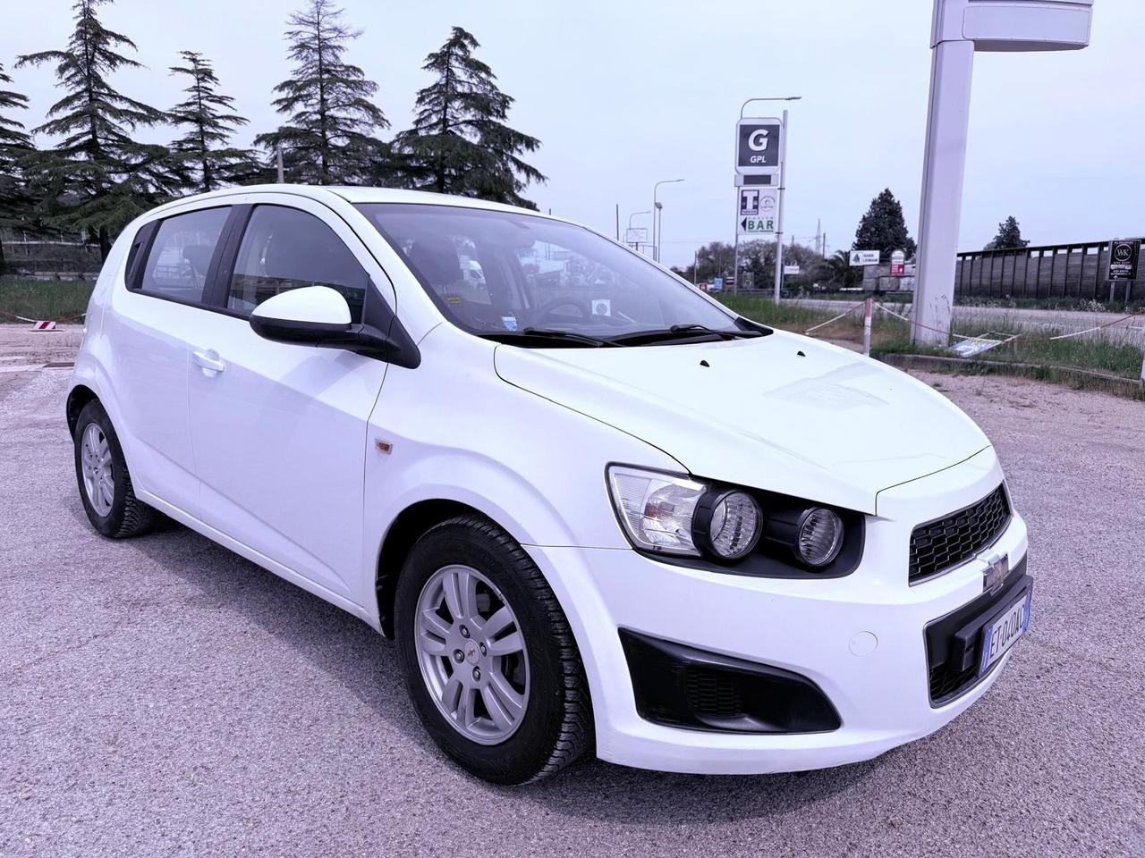 Chevrolet Aveo 1.2 86CV 5 porte Ok neopatentati