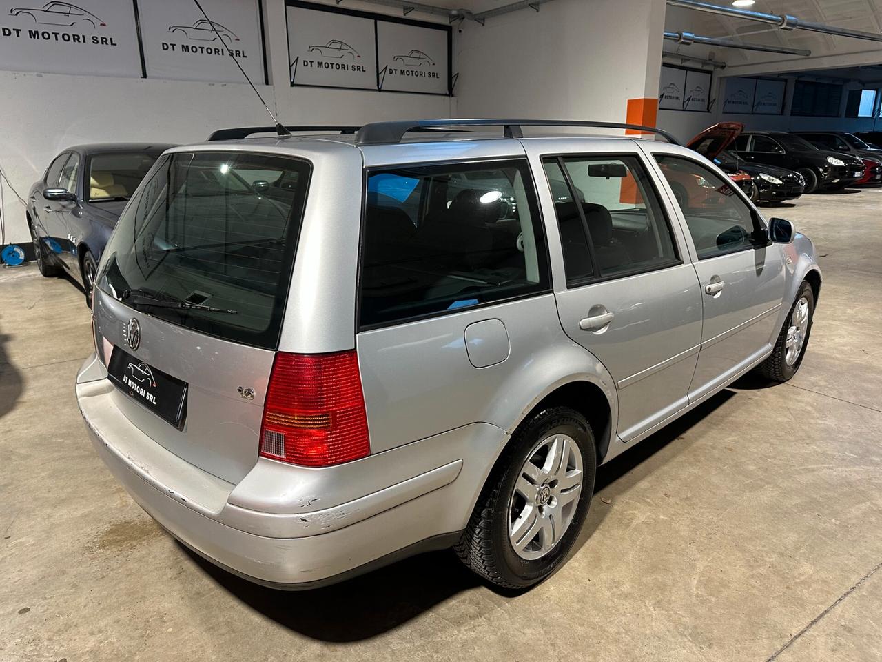 Volkswagen Golf 1.6 Variant Comfortline UNICOPROPRIETARIO