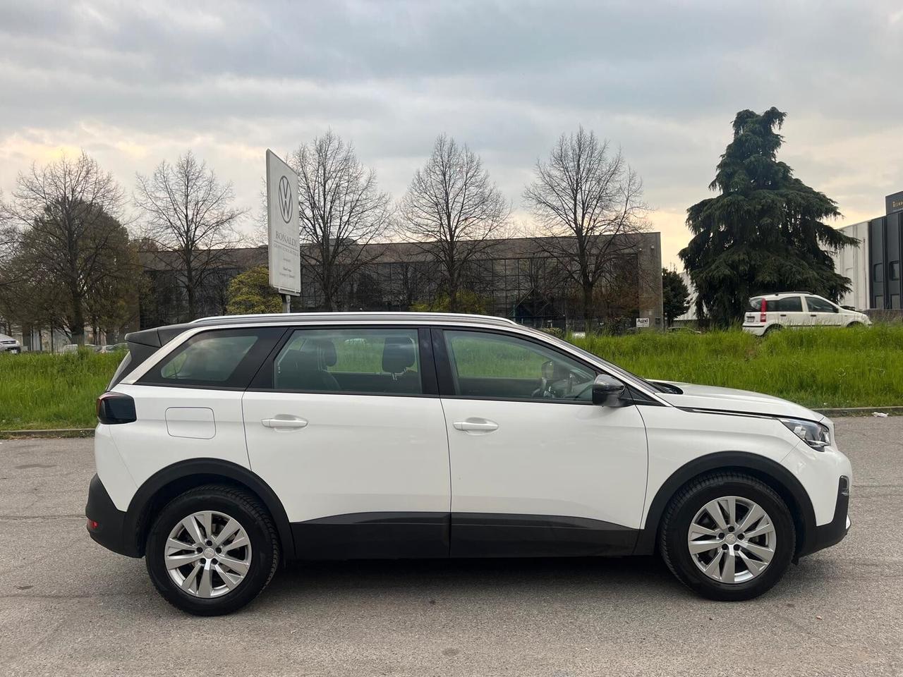 Peugeot 5008 PureTech Turbo 130 S&S Active