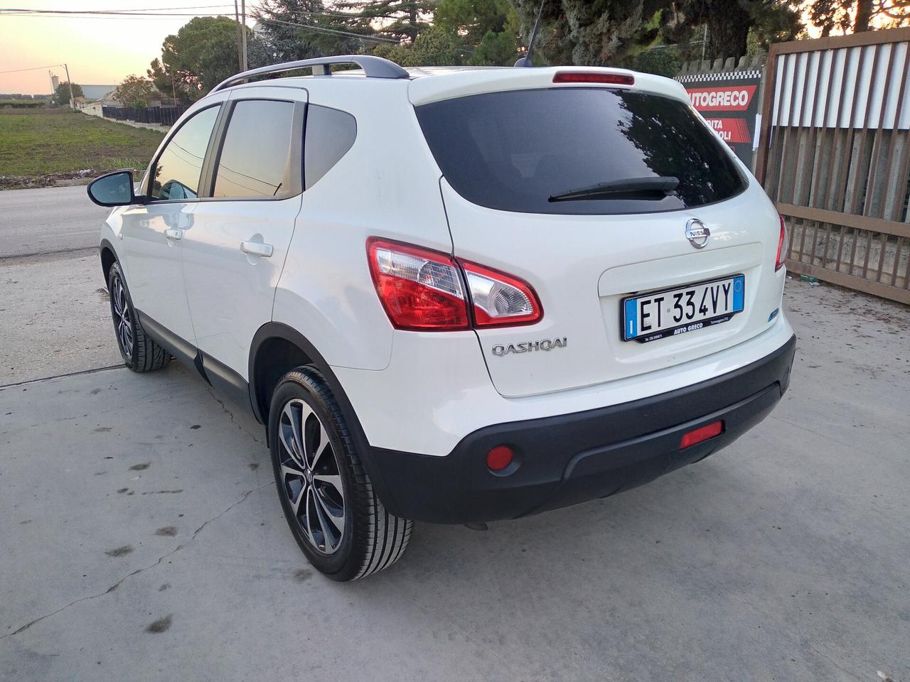 Nissan Qashqai 1.6 dCi DPF 360