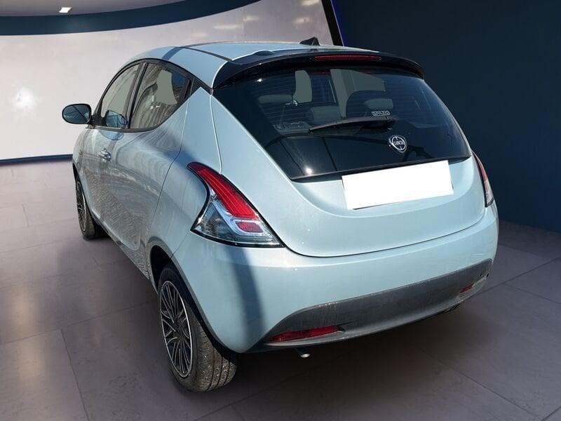 Lancia Ypsilon NUOVA My24 402 Oro 1.0