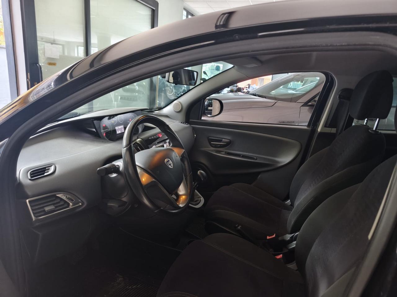 Lancia Ypsilon 0.9 TwinAir 85 CV 5 porte S&S DFN Gold 51000KM!!!