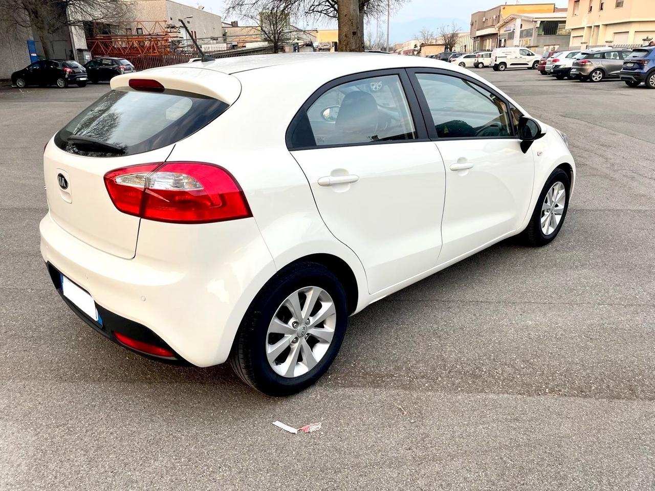 Kia Rio 1.2 CVVT 3p. Active per Neopatentati