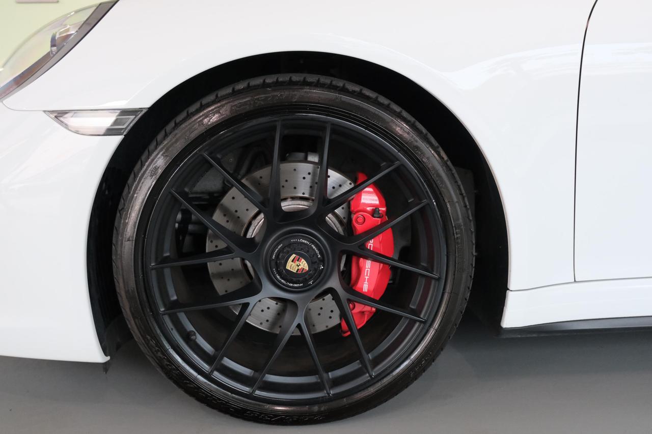Porsche 911 Cabrio 3.0 Carrera GTS