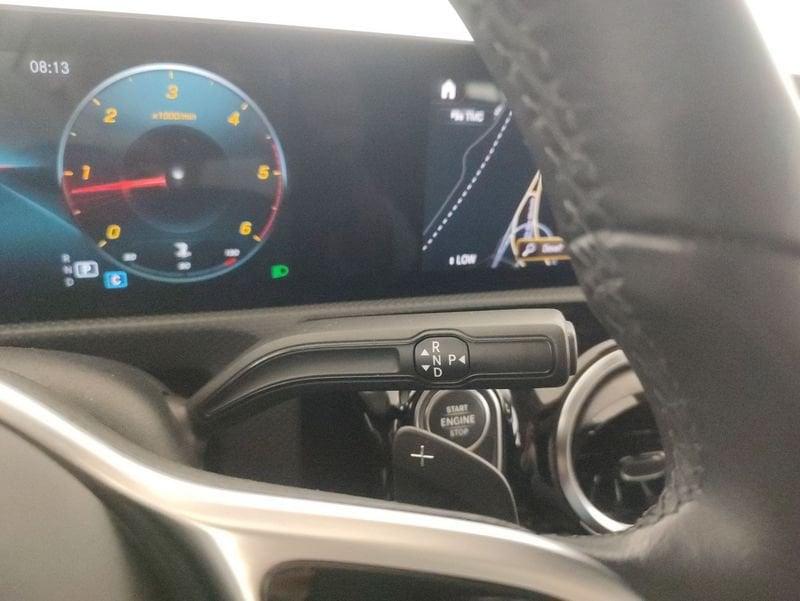 Mercedes-Benz CLA Shooting Brake 180 d Sport auto