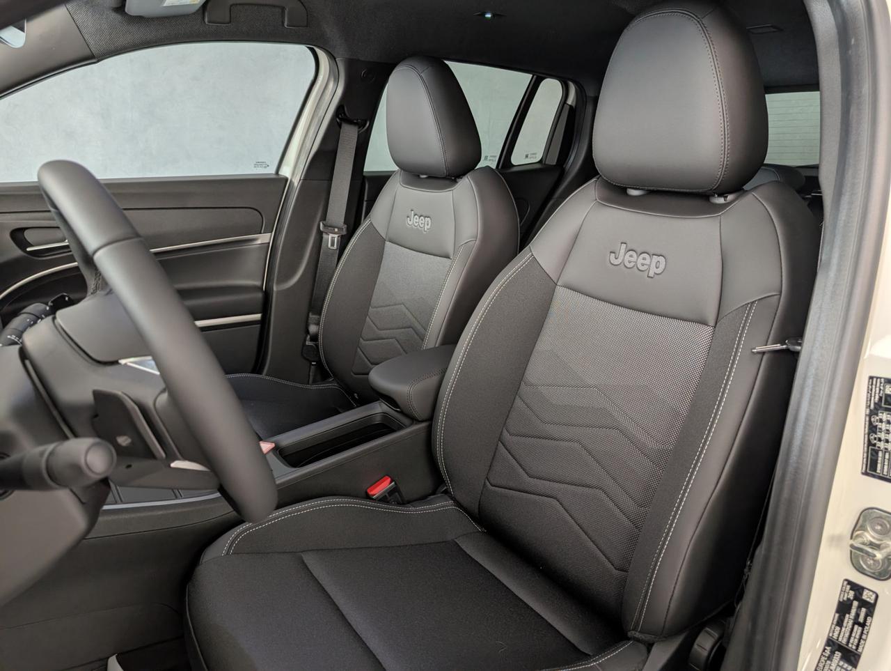 Jeep avenger 1.2 Turbo E-Hybrid 110cv eDCT6 Summit