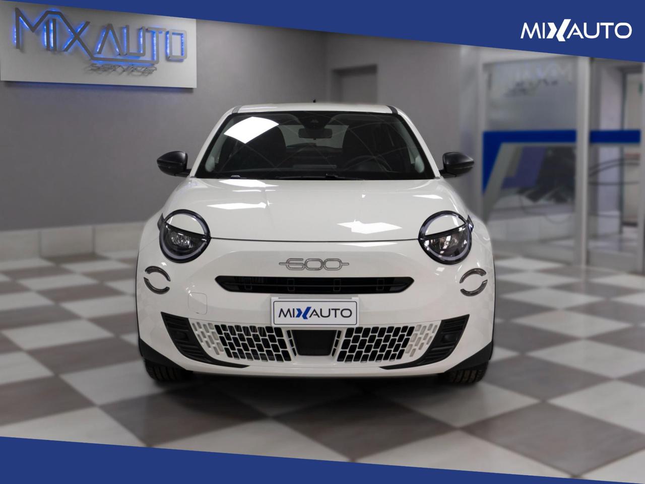 Fiat 600 1.2 Hybrid 110CV Auto