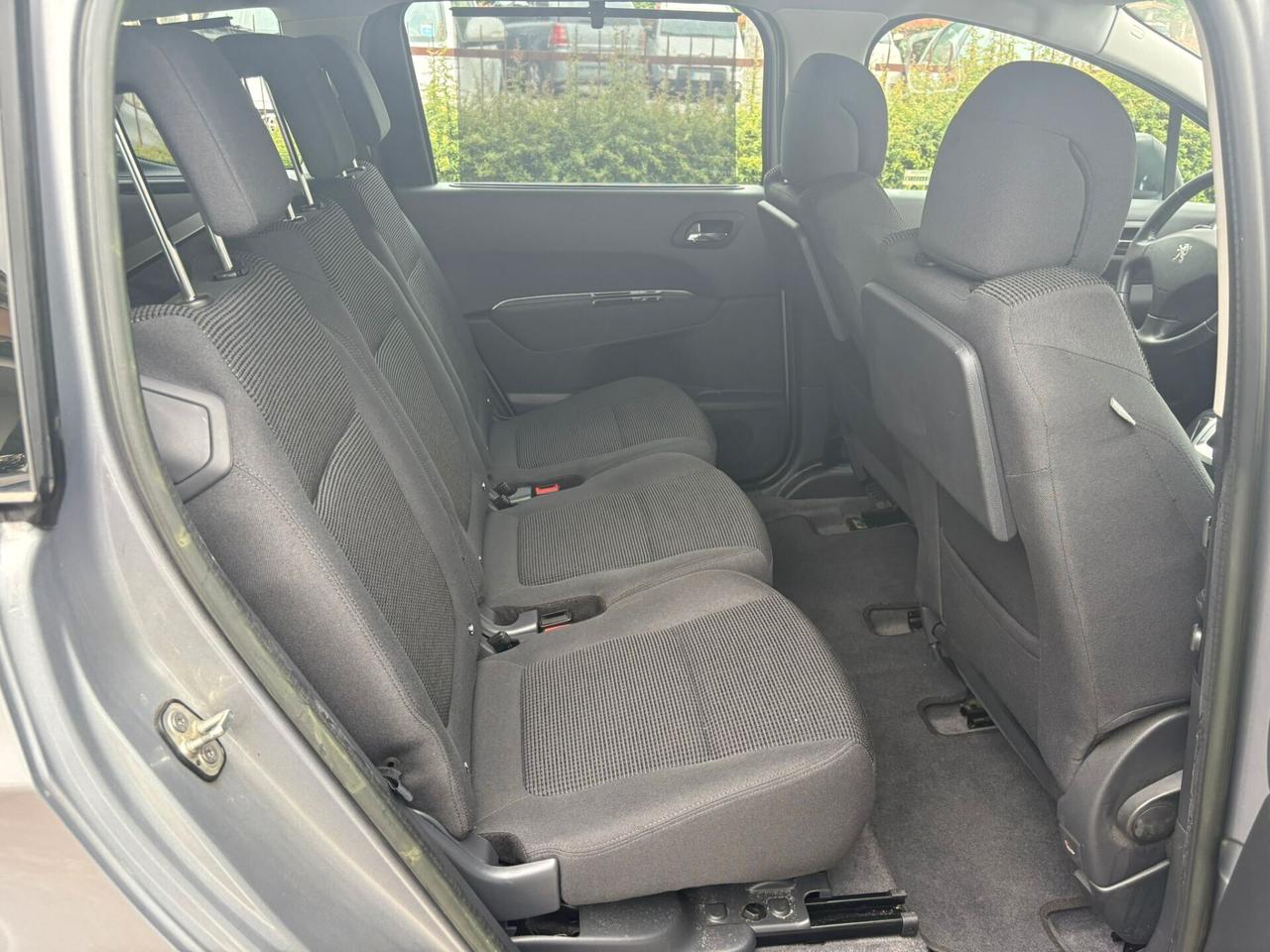 Peugeot 5008 BlueHDi 120 EAT6 S&S Active
