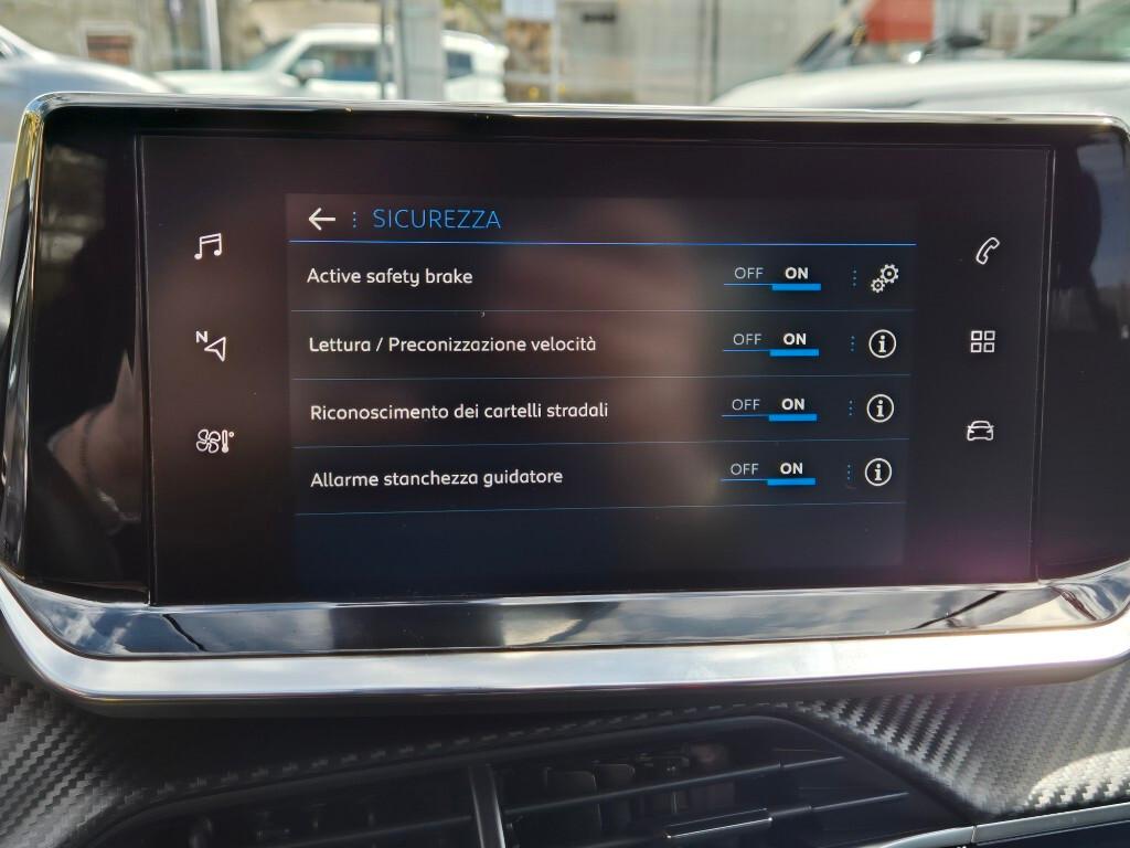 Peugeot 2008 BlueHDi 110CV ALLURE Pack