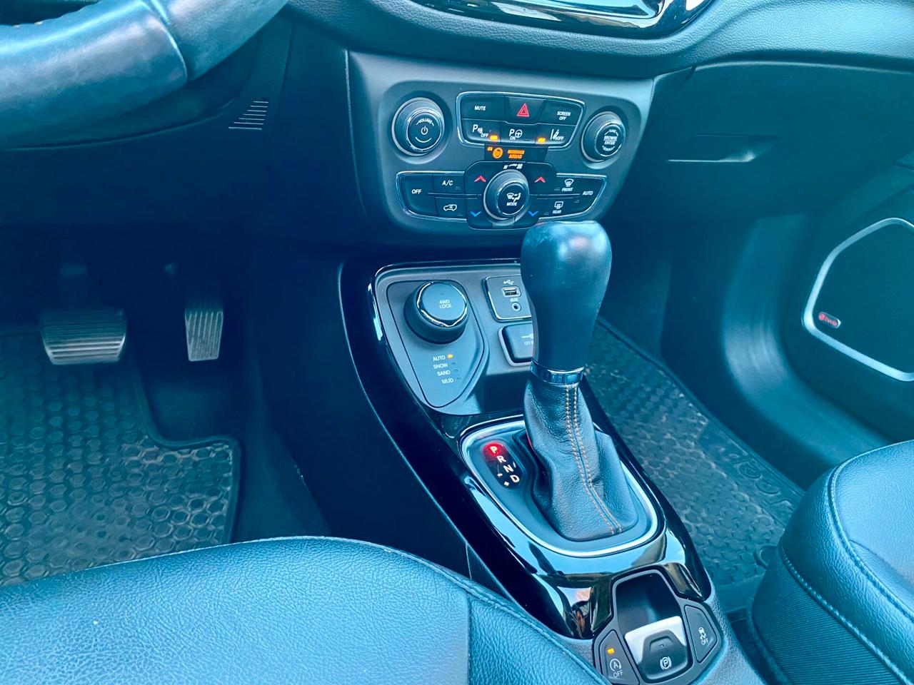 Jeep Compass 2.0 mjt Limited Navi 4wd 140cv auto UNICO PROPRIETARIO