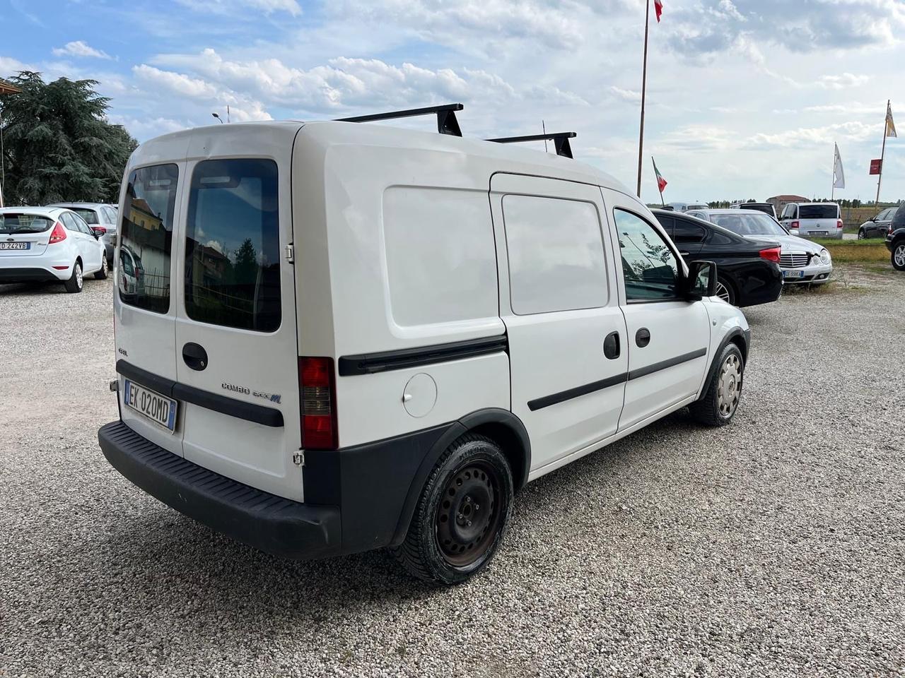 Opel Combo 1.6 EcoM 4p. Van Vetrato