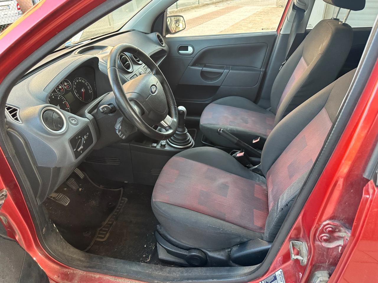 Ford Fiesta 1.2 METANO NEOPATENTATI