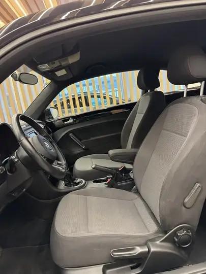 Volkswagen Maggiolino VW Maggiolino1.6 tdi Design 105cvGARANZIA UNIPRO