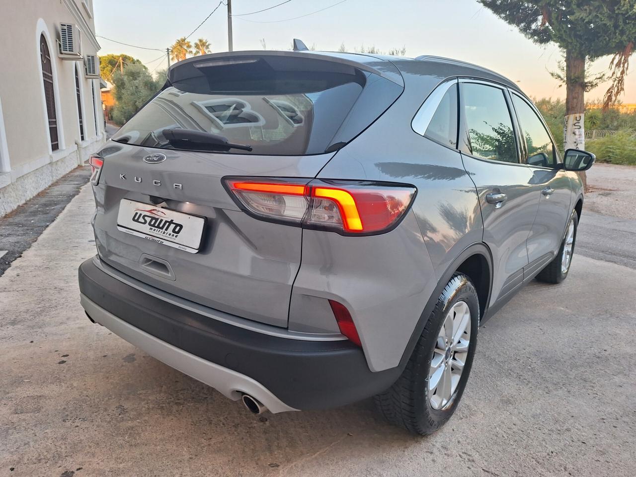Ford Kuga 1.5 tdci 120 CV 2WD Titanium 2021