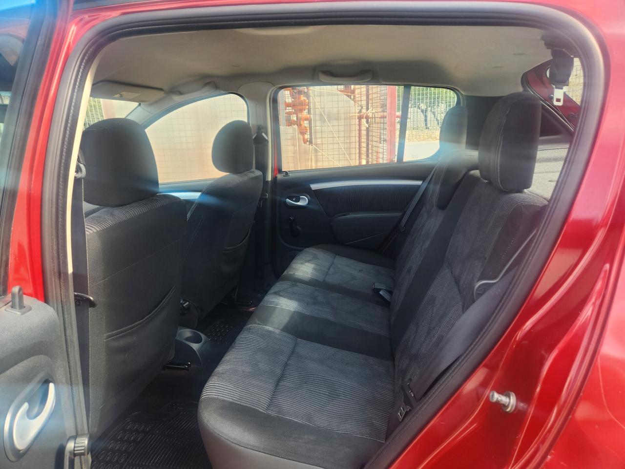 Dacia Sandero 1.4 8V GPL Ambiance