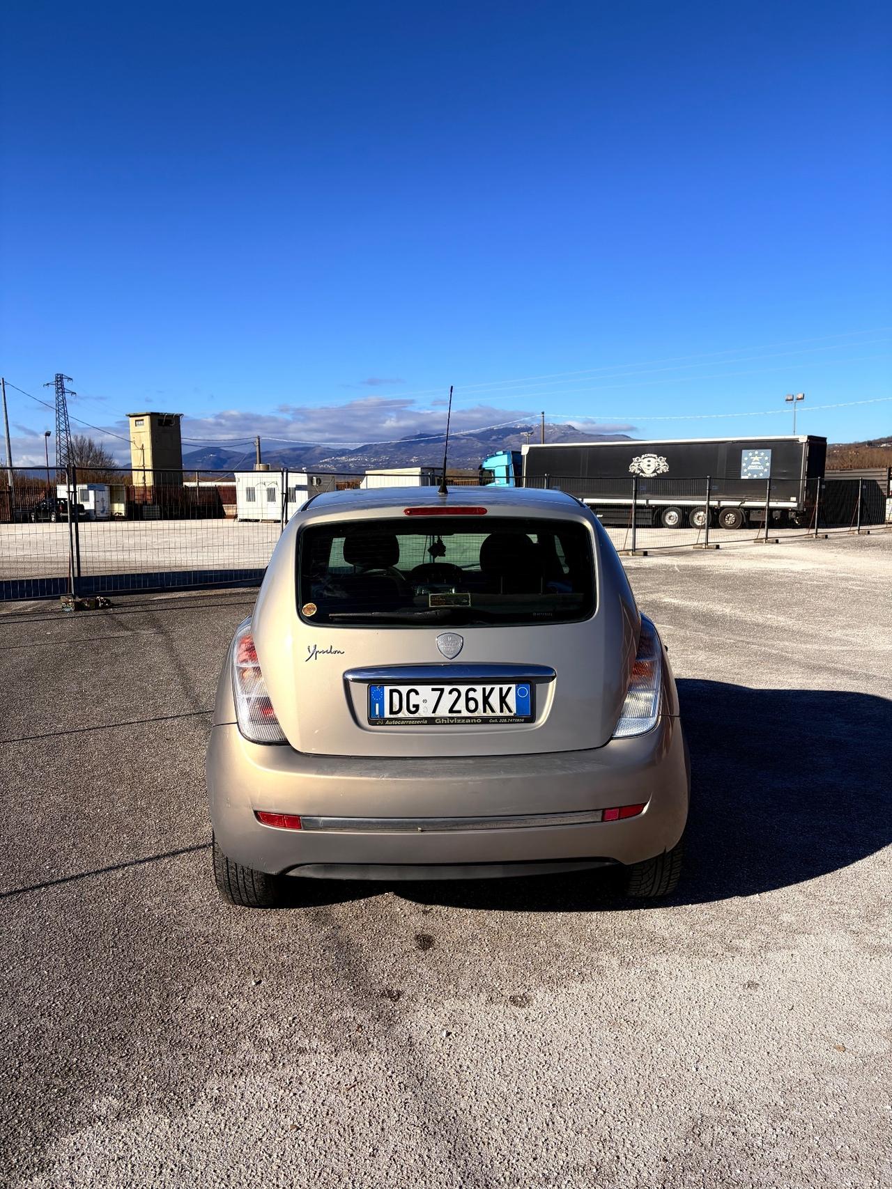 Lancia Ypsilon 1.2 Argento