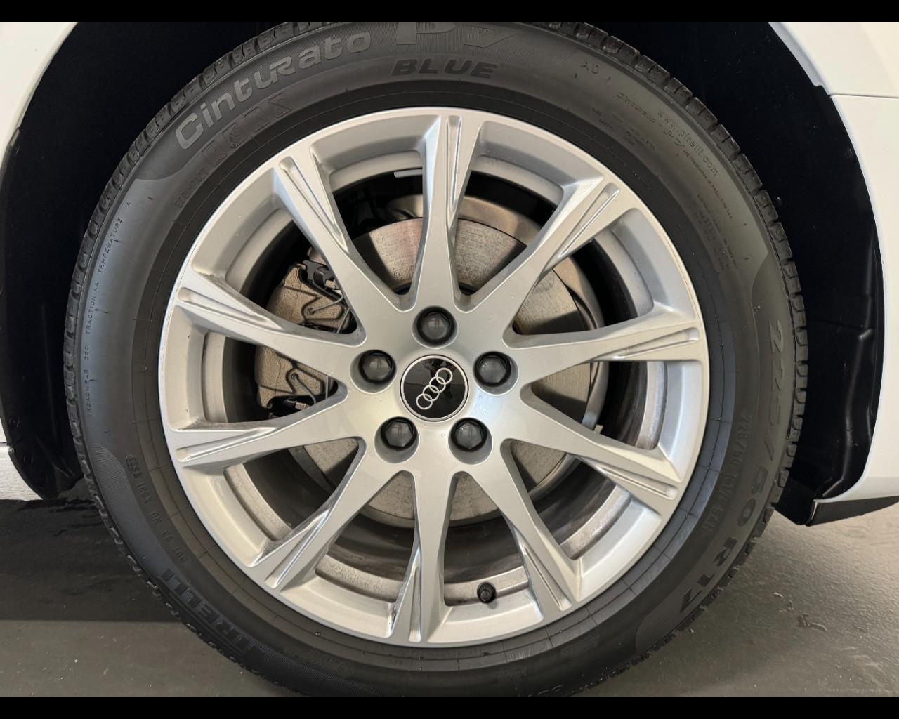 AUDI A4 AVANT 30 TDI MHEV S-TRONIC BUSINESS