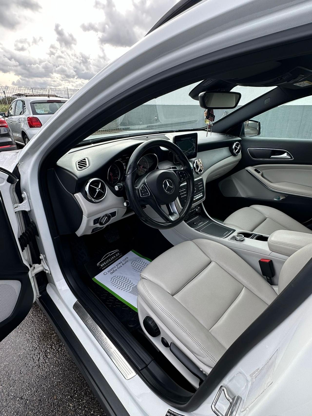 Mercedes-benz GLA 200 d Automatic Premium