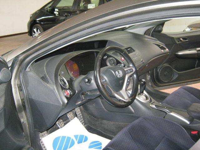 HONDA Civic 1.8 i-VTEC 5p. Sport