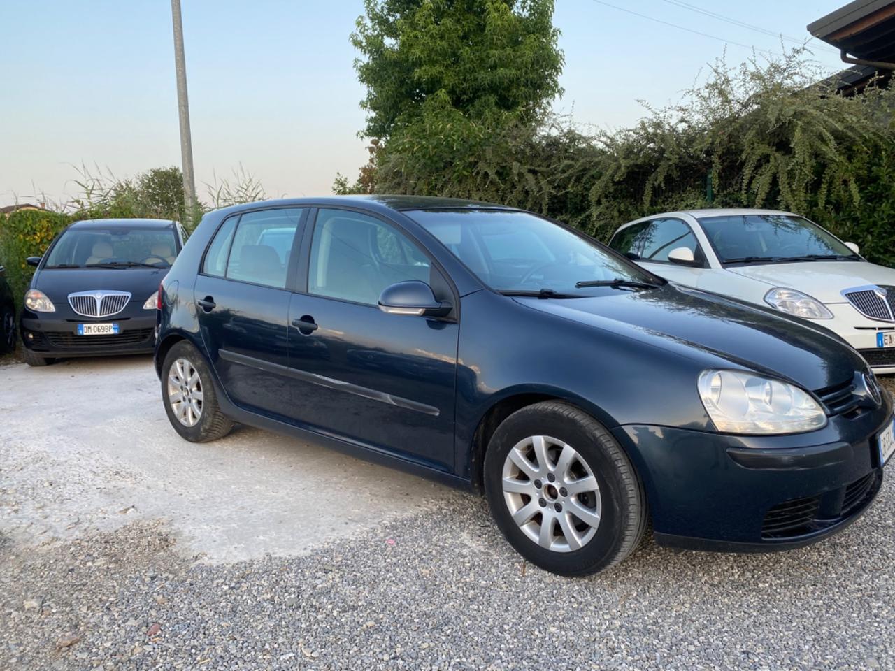 Volkswagen Golf 1.6 5p. Trendline BiFuel G