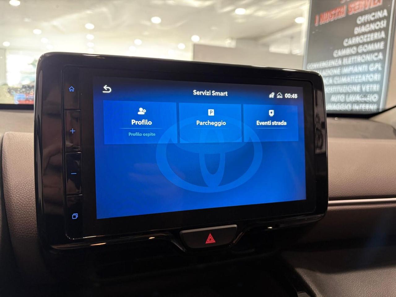 Toyota Yaris Cross 1.5h Lounge fwd 116cv e-cvt