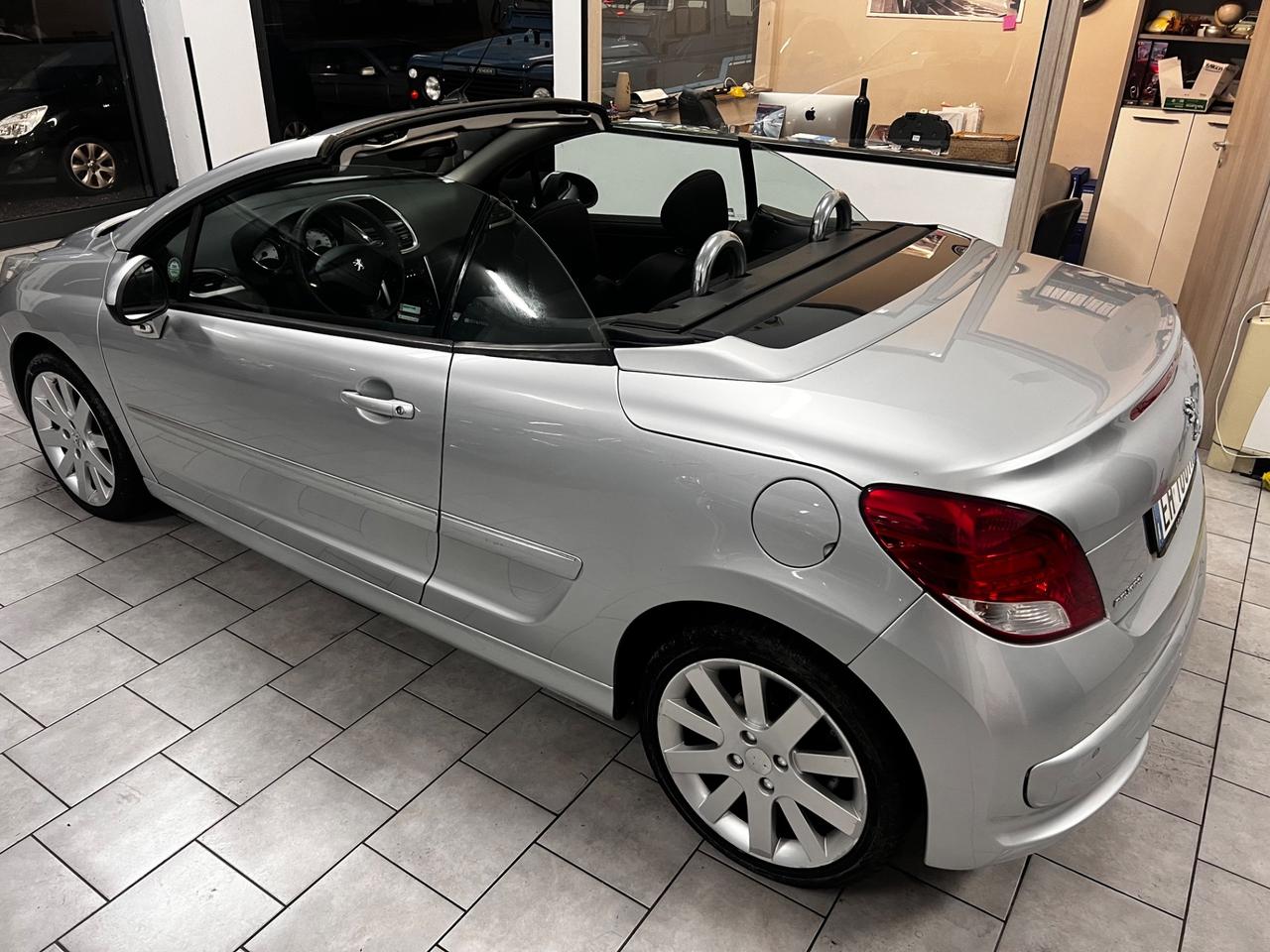 Peugeot 207 1.6 8V HDi CABRIOLET